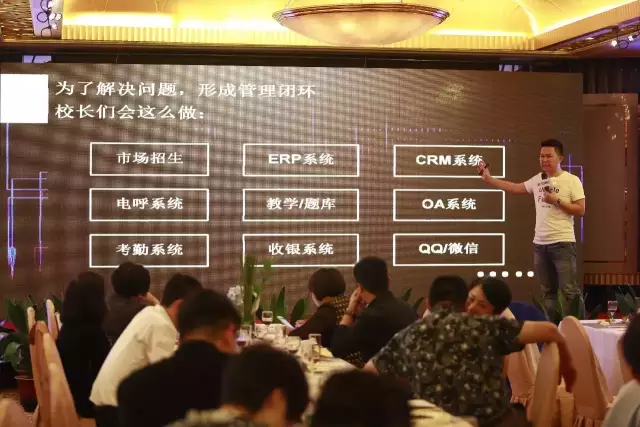 1478518059106037914.png 10.png