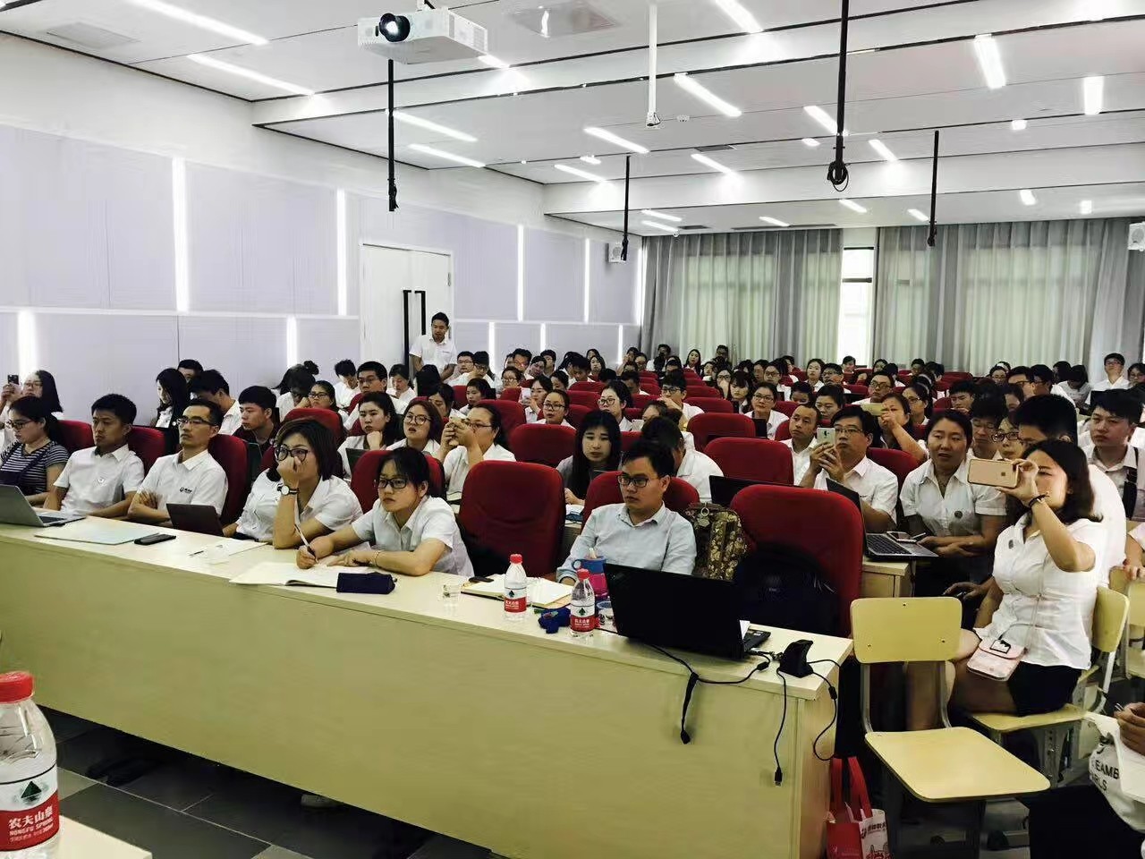 启动会.jpg 启动会.jpg