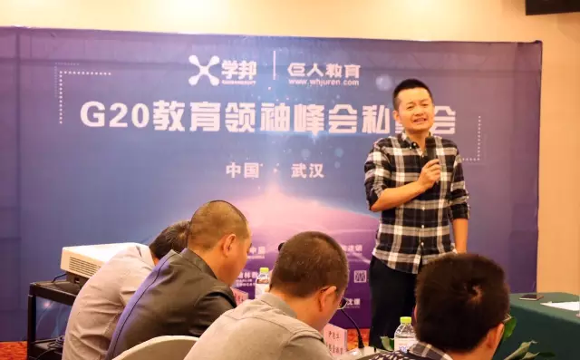 1478509458021027840.png 张东红.png